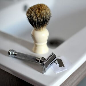 Safety razor or cartridge razor