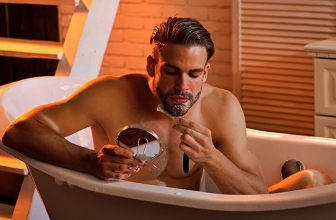 10 Best Fogless Shower Mirrors For Shaving